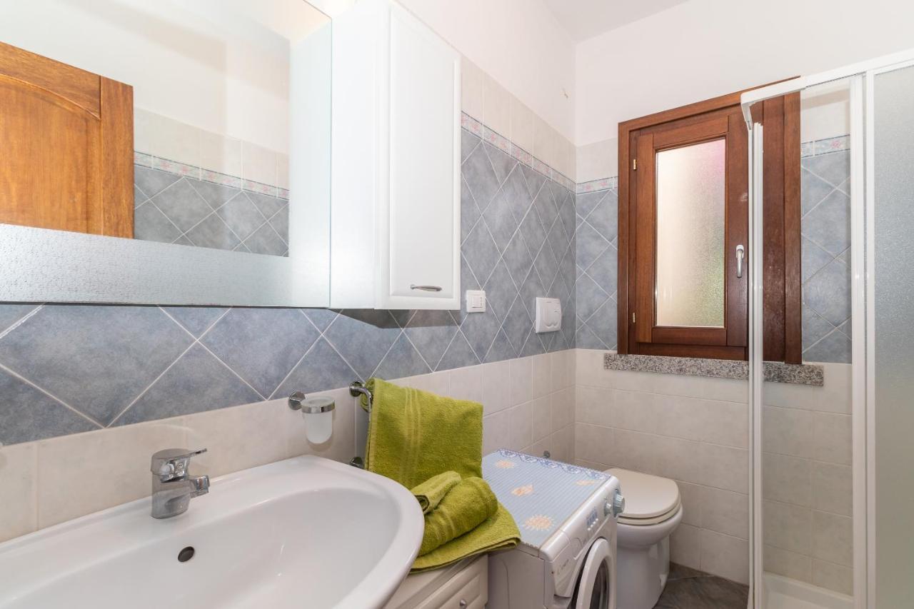 Appartamento Con Piscina 03 Trinita d'Agultu e Vignola Ngoại thất bức ảnh