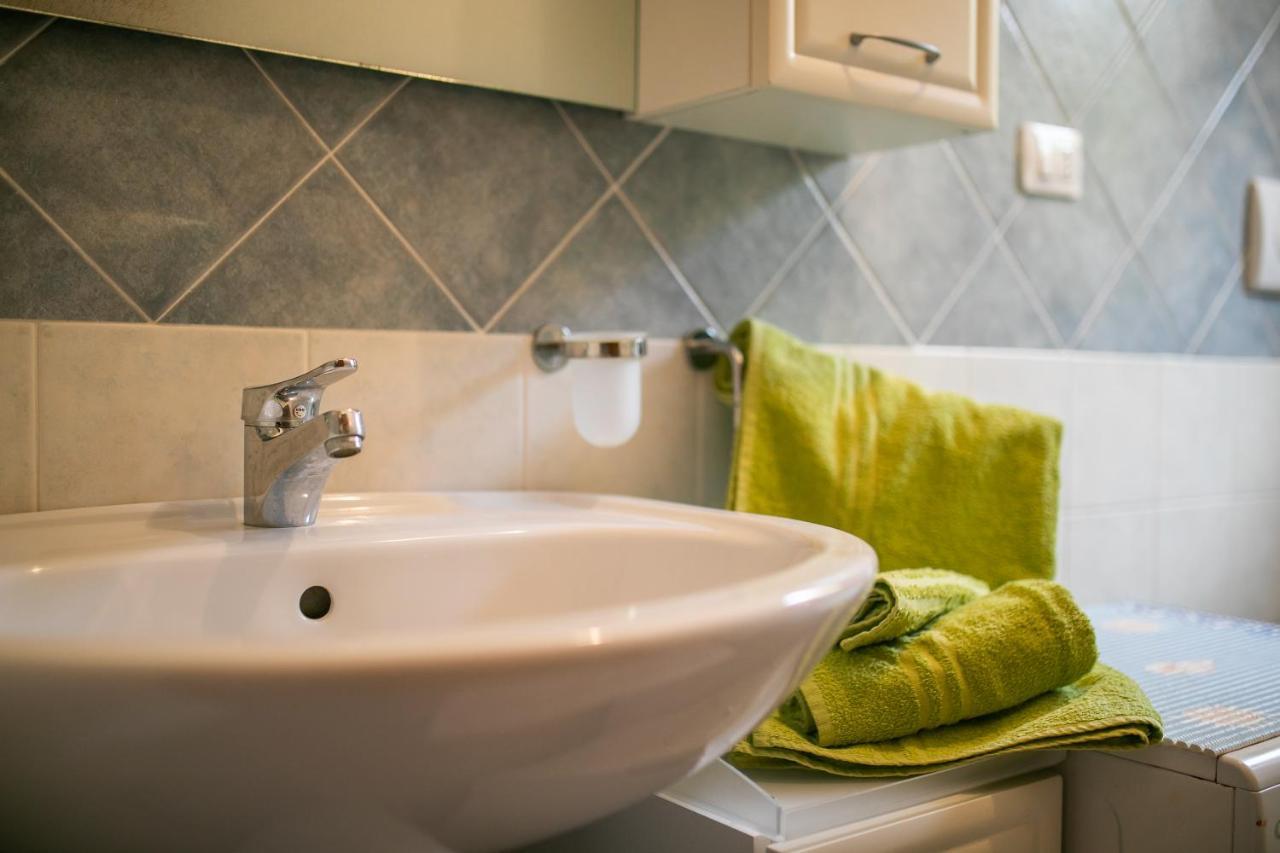 Appartamento Con Piscina 03 Trinita d'Agultu e Vignola Ngoại thất bức ảnh